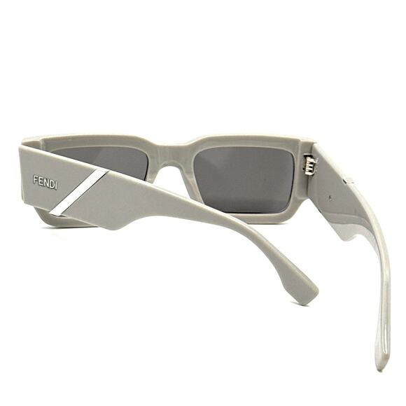 New, FENDI Sunglasses FE40131I 20C Authentic - Picture 11 of 12